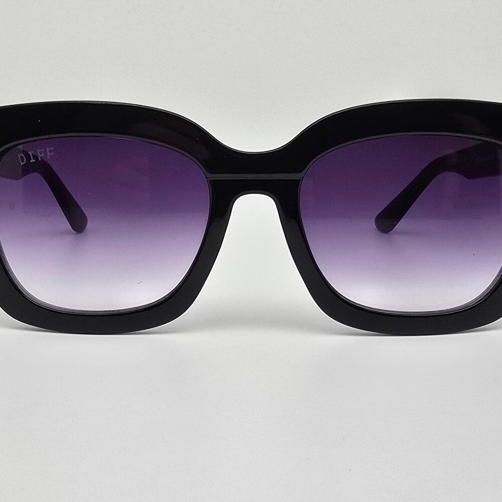 Diff Eyewear Makay Black Frame Grey Gradient Lens… - image 3